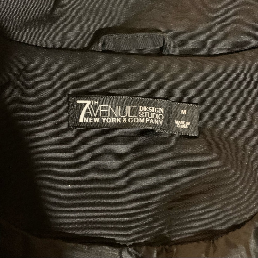 Fall Fashion Jacket (Never Worn) - image 5